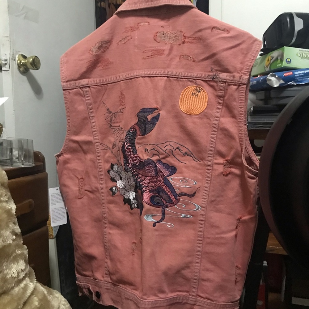 Guess Dillon Manor Wash Destroy Denim Vest Koi M